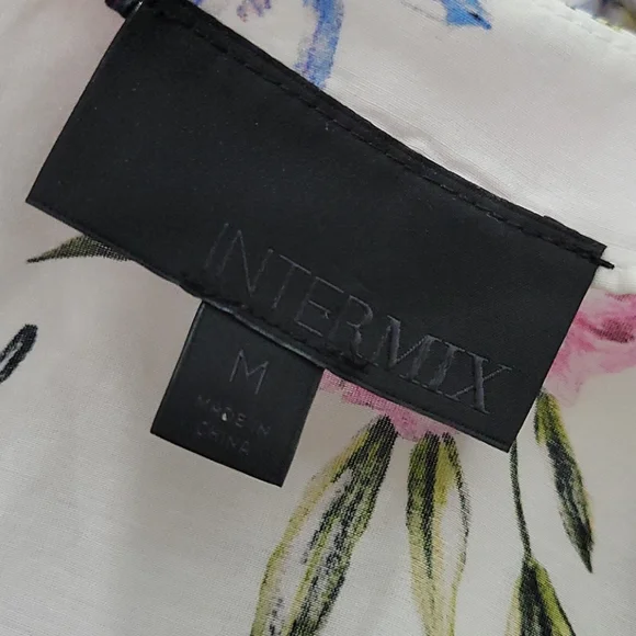 Intermix Rochelle Floral Bell Sleeve Tie Front Top - Picture 8 of 9